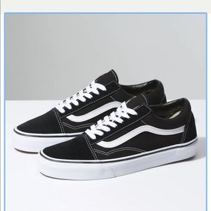Black low top vans
